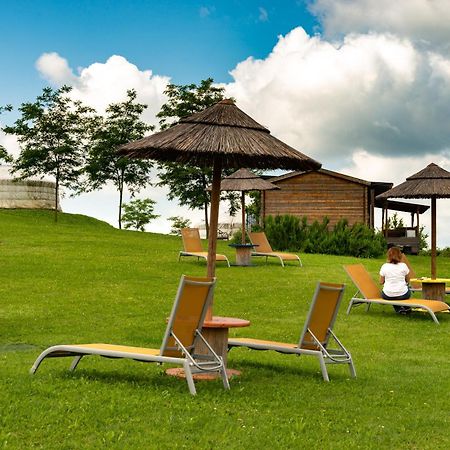 Yurte In Langa Hotel Bosia Exterior photo